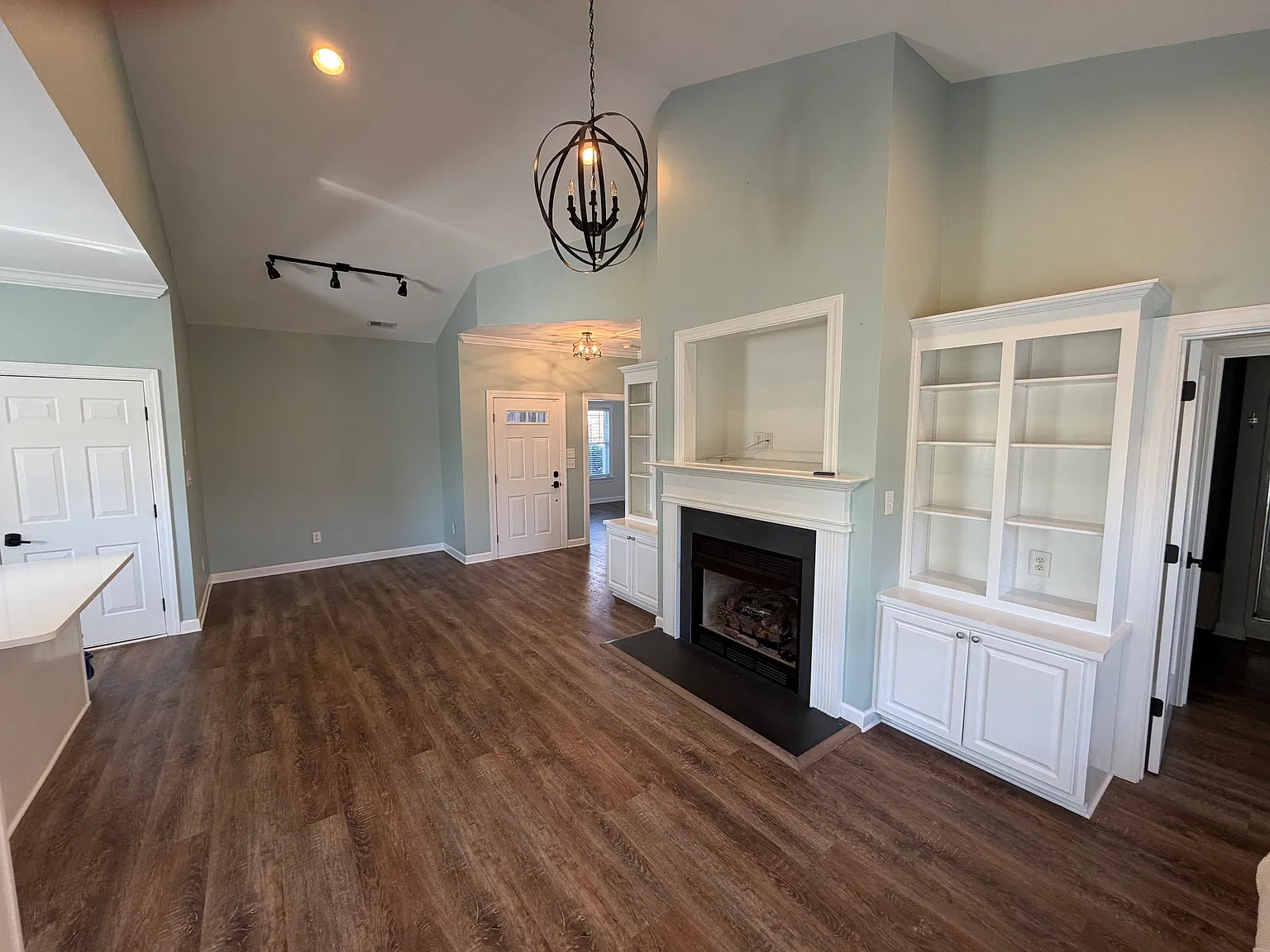 2 bed, 1152 sqft, $1,850 — Photo 3