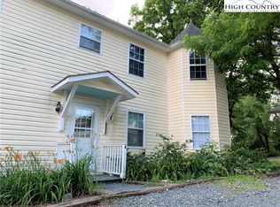 179 Saddle Hills Rd, Blowing Rock, NC 28605