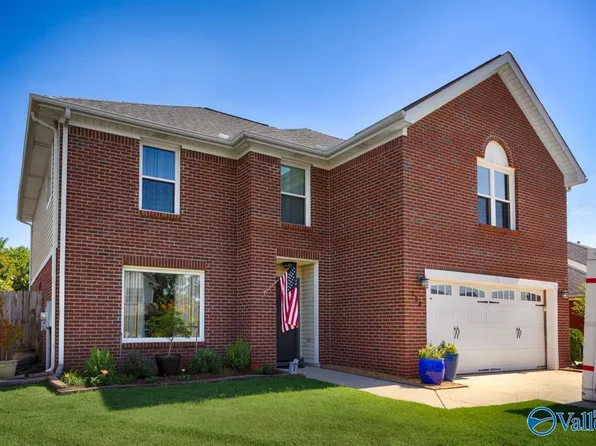 208 Park Stone Dr, Madison, AL 35758