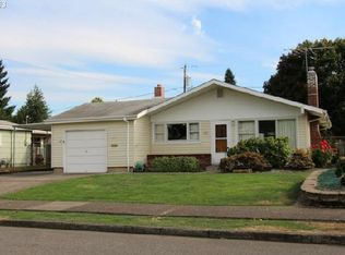 11920 NE Stanton St, Portland, OR 97220