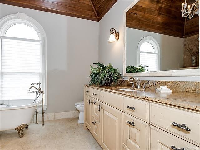 2nd image of 3513 Kingsmeade Ct