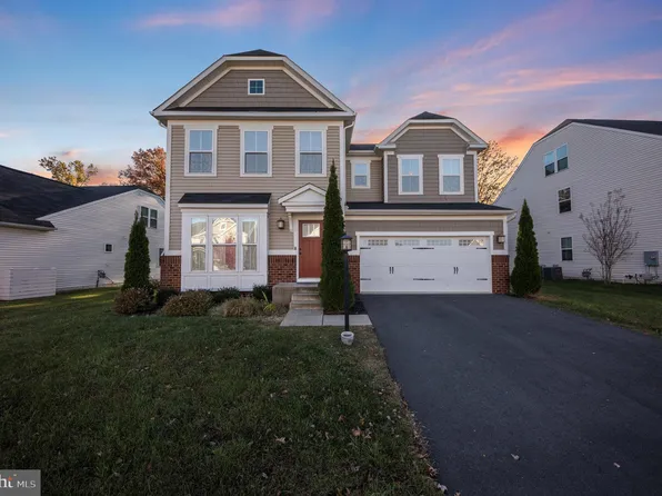 6863 Lake Anne Ct, Warrenton, VA 20187