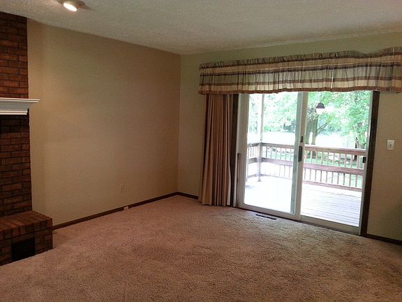 5th image of 408 Kerry Dr