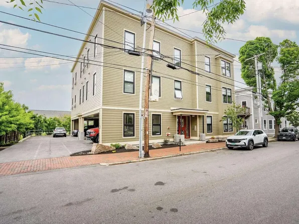 65 Munjoy Street #4, Portland, ME 04101