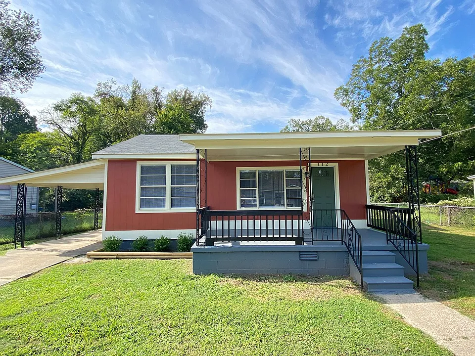 112 Galloway Cir