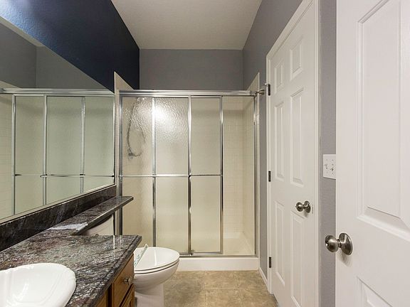 4th image of 1566 Darryl Ave