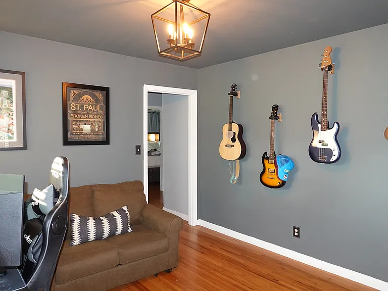 Office or bedroom 3.
