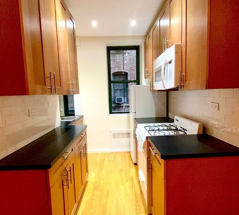 1st image of 504 E 79th St APT 2G