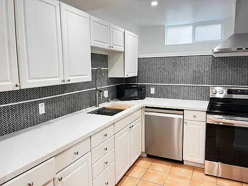4711 Troy Ln #4713 Photo 1