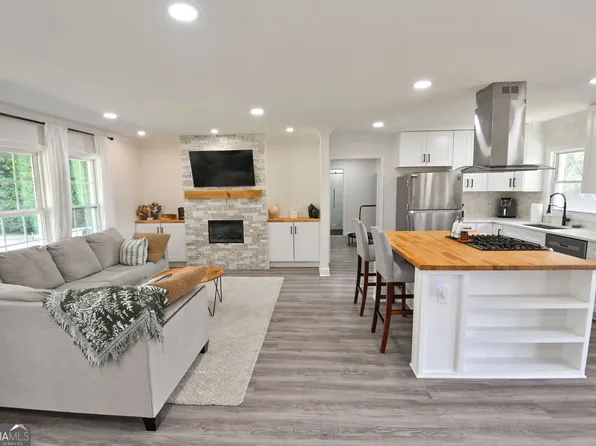 150 Sims St, Winder, GA 30680