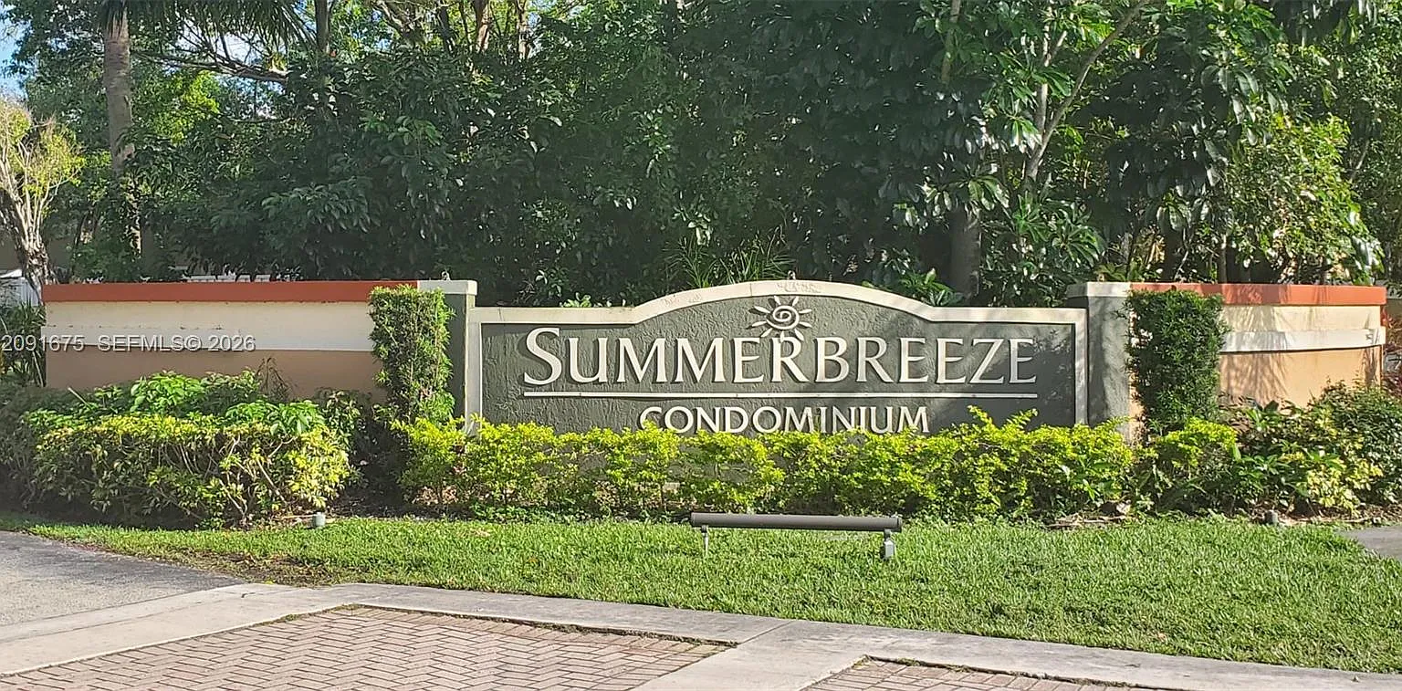 Summerbreeze Condo — Photo 2