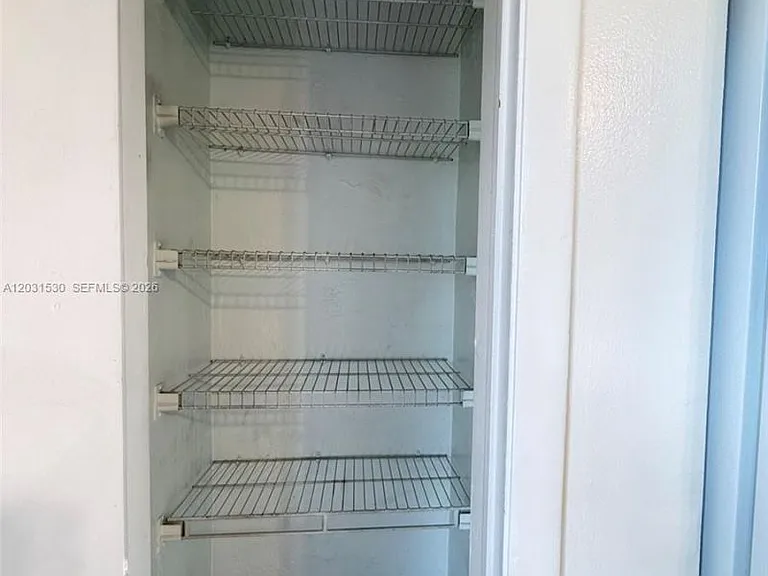 11760 SW 123rd Ave — Photo 12