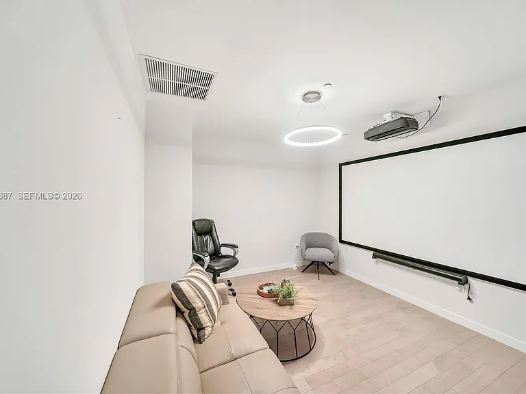 851 NE 1st Ave #Penthouse 4612 — Photo 30