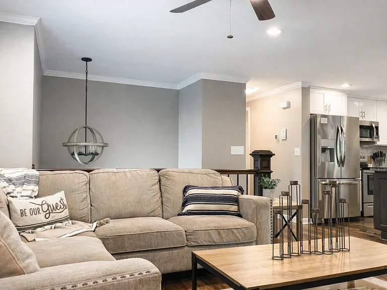 11501 Five Cedars Rd — Photo 17