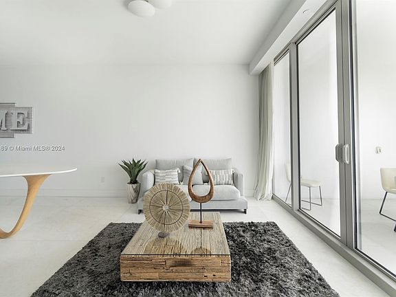 4th image of 16901 Collins Ave APT 3303