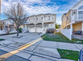 140 W Cresse Ave, Wildwood Crest, NJ 08260