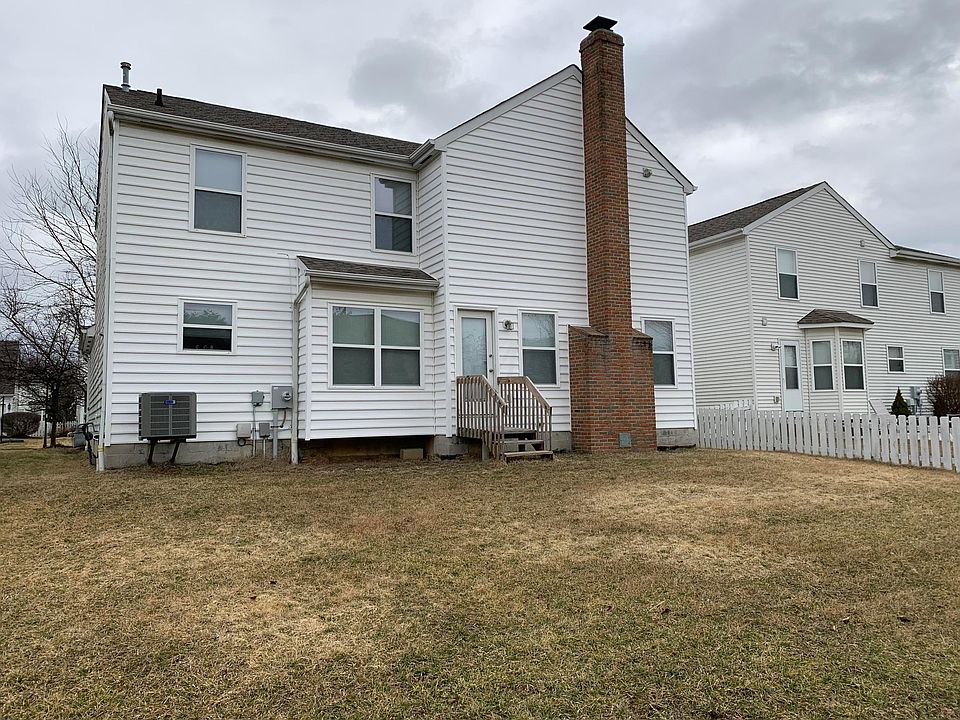 2nd image of 5977 Hilltop Trail Dr