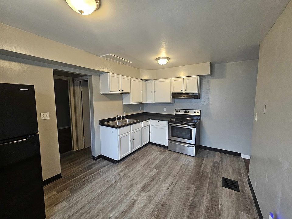 1st image of 384 S Napoleon Ave