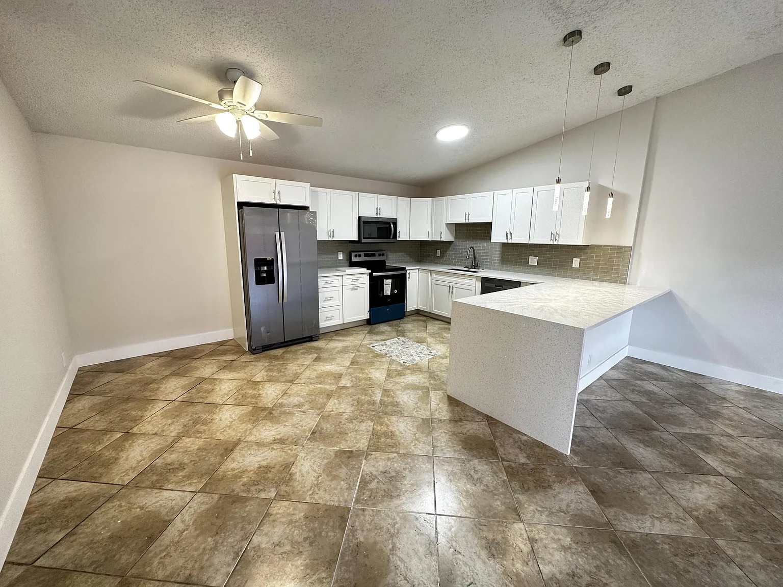 2 bed, 2.0 bath, 1142 sqft, $2,150 — Photo 4