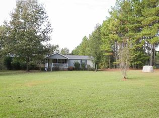 97 Pugh Rd, Little mountain, SC 29075