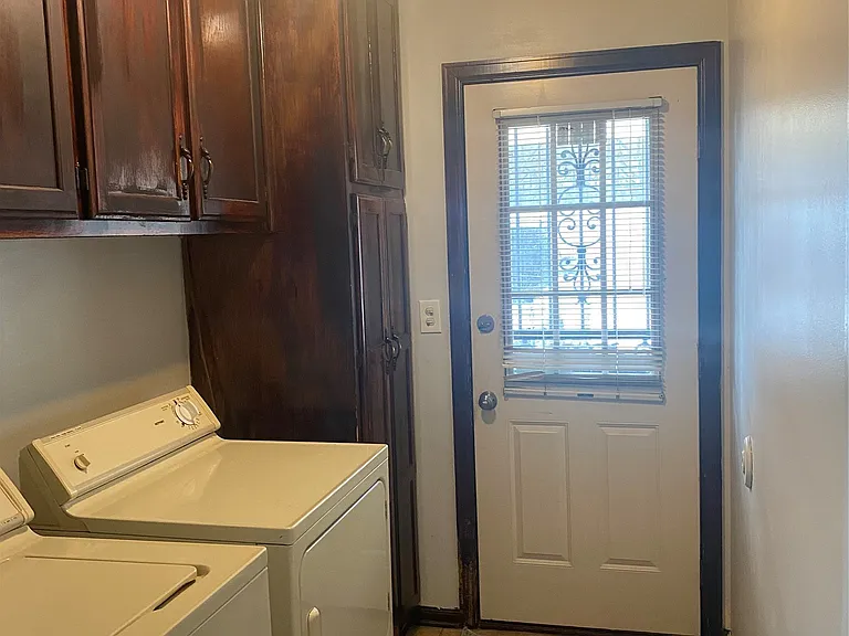 3050 Sutton Dr — Photo 22