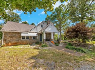 21 Patton Cemetery Rd, Swannanoa, NC 28778