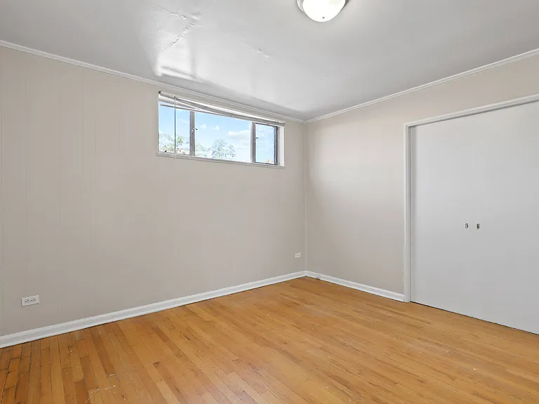 Race Street Apartments — Photo 40