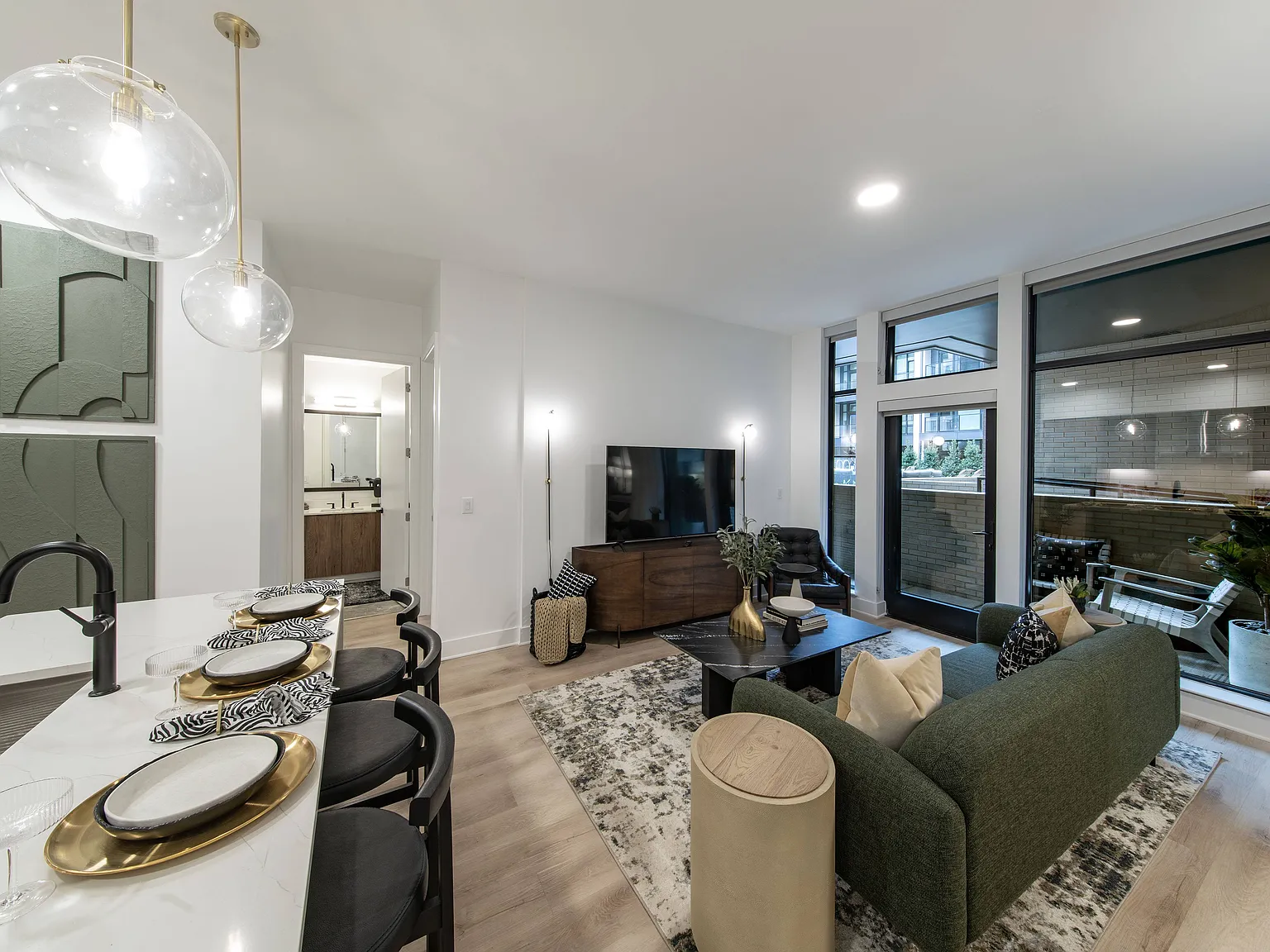 The Crescent Residences — Photo 2