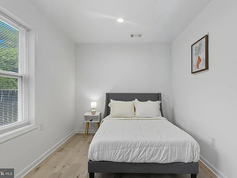 5206 Gilpin Dr — Photo 10