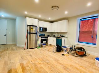 58 E 52nd St #1B, Brooklyn, NY 11203