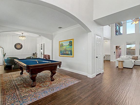 3rd image of 7509 Daffodil Way