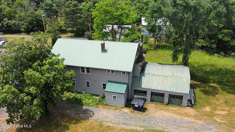 3rd image of 1910 County Road 67
