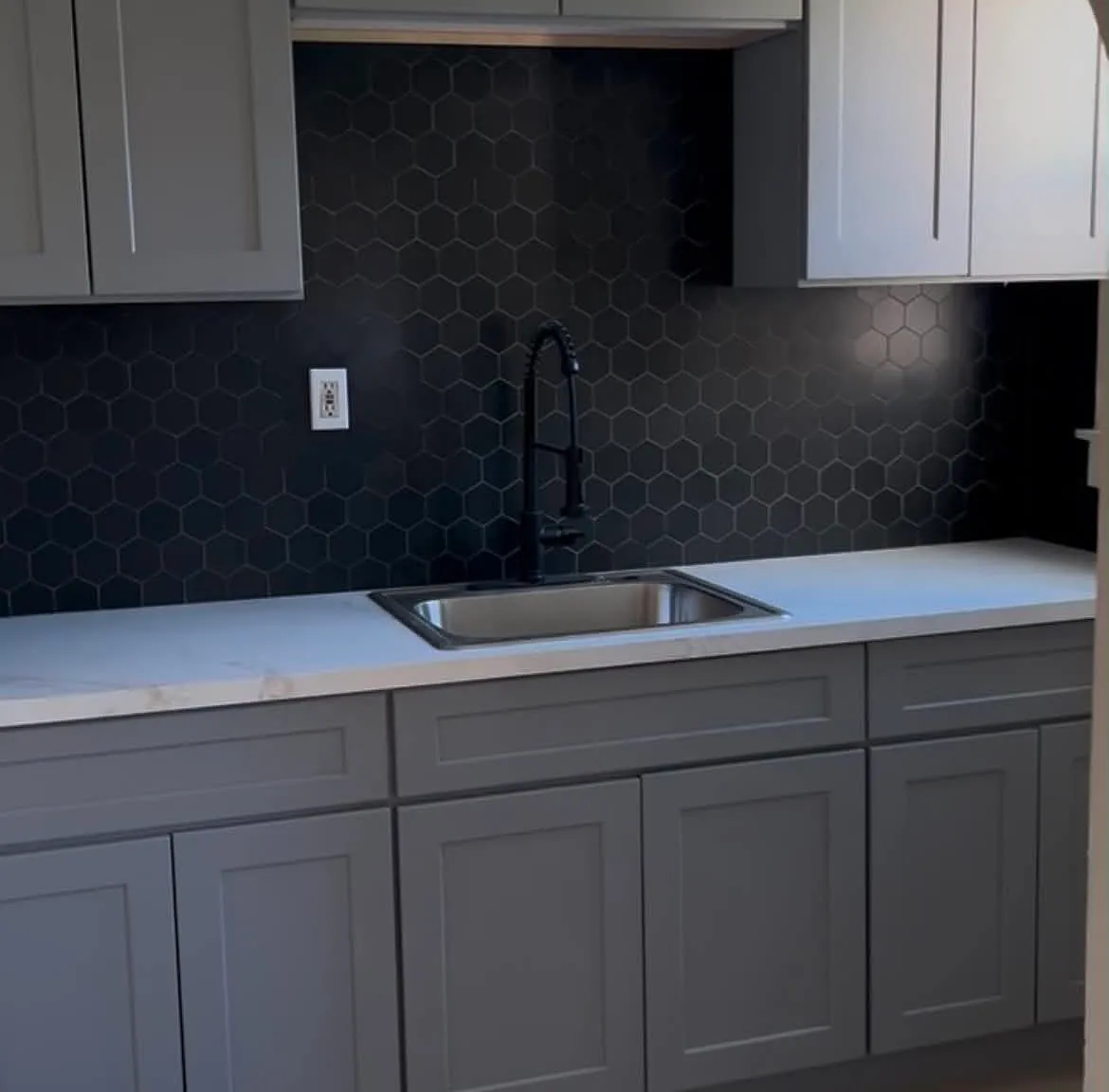 2 bed, 900 sqft, $2,250 — Photo 3