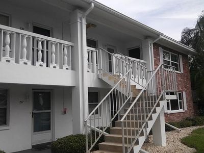 228 Brandy Wine Dr #228, Largo, FL, 33771