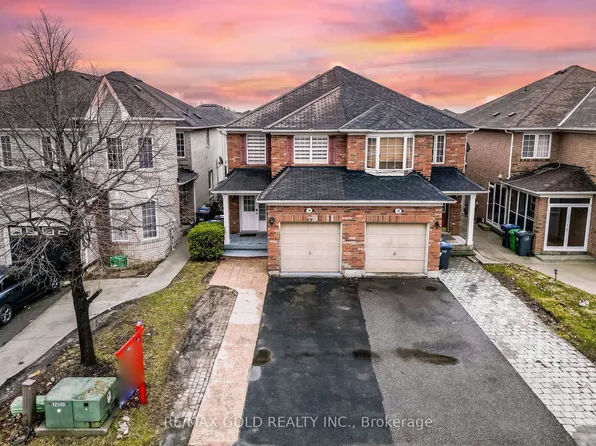 31 Garibaldi Dr, Brampton, ON L6X 4Y7