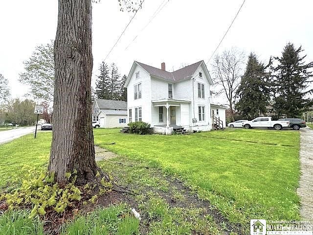 1st image of 32 Fay St