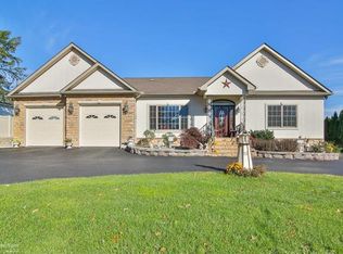 496 S Cottonwood Rd, Northampton, PA 18067