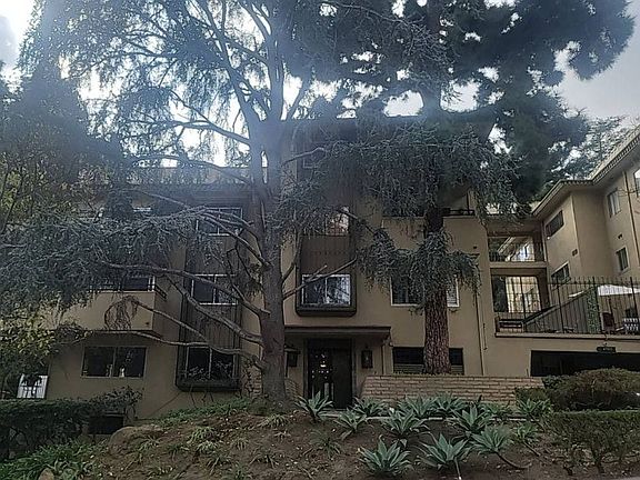 3rd image of 6700 Hillpark Dr APT 303