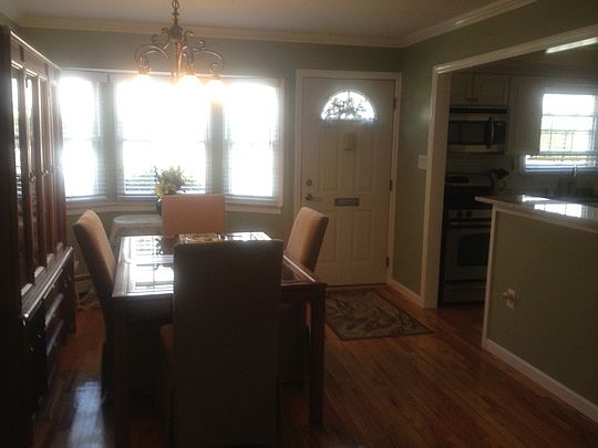 5th image of 2416 Wilshire Ln