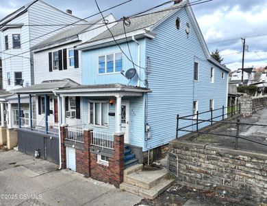 217 W 2nd St, Mount Carmel, PA, 17851