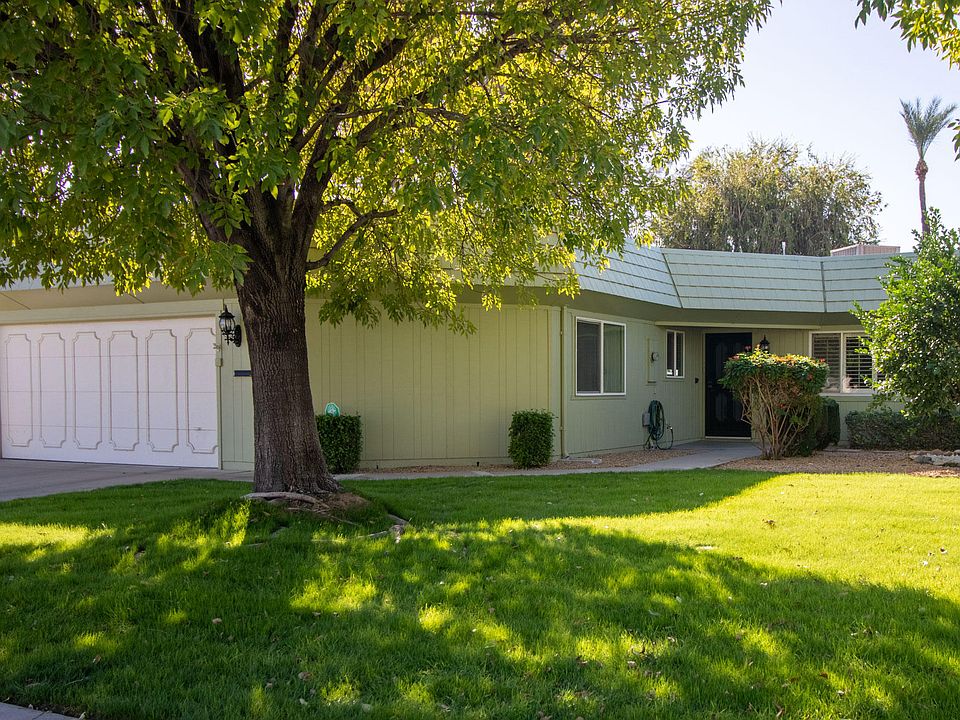 1st image of 10457 W Pineaire Dr