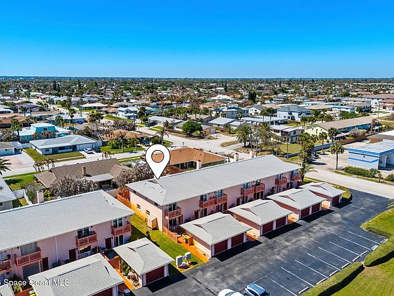 2nd image of 712 Sea Palm Ln