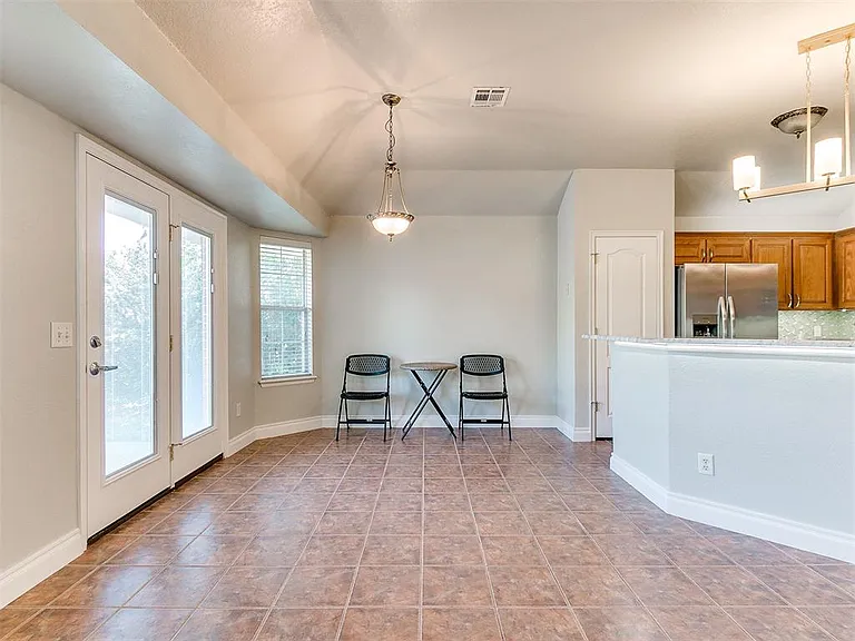 1305 Melisa Dr — Photo 17