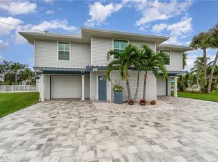 453 Seaworthy Rd, North Fort Myers, FL 33903