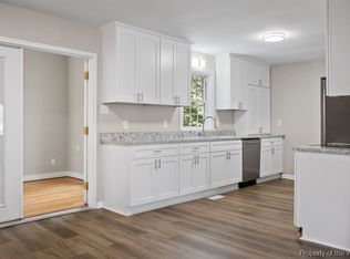 135 Racefield Dr, Toano, VA 23168