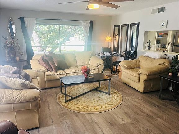 3rd image of 2583 COUNTRYSIDE BOULEVARD #3201