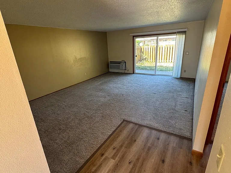 Michelbook Apartments — Photo 9