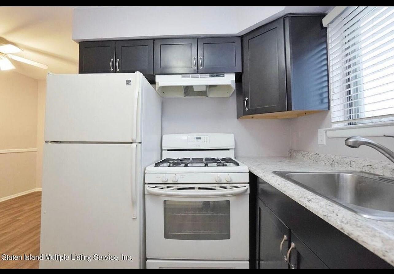 110 Tysens Ln 2, Staten Island, NY 10306 Zillow