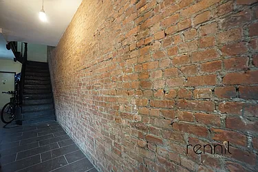 Rented by Rennit Inc.