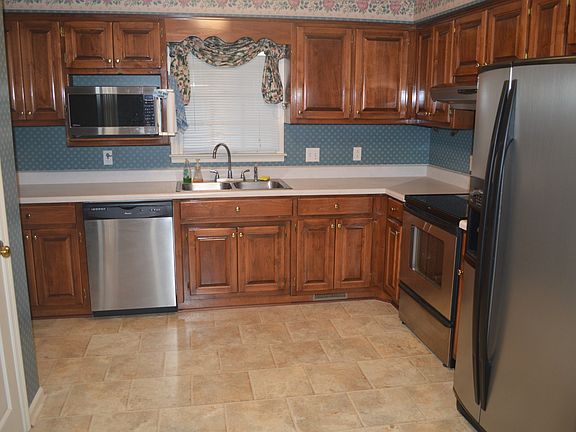 5th image of 401 Timberlake Dr